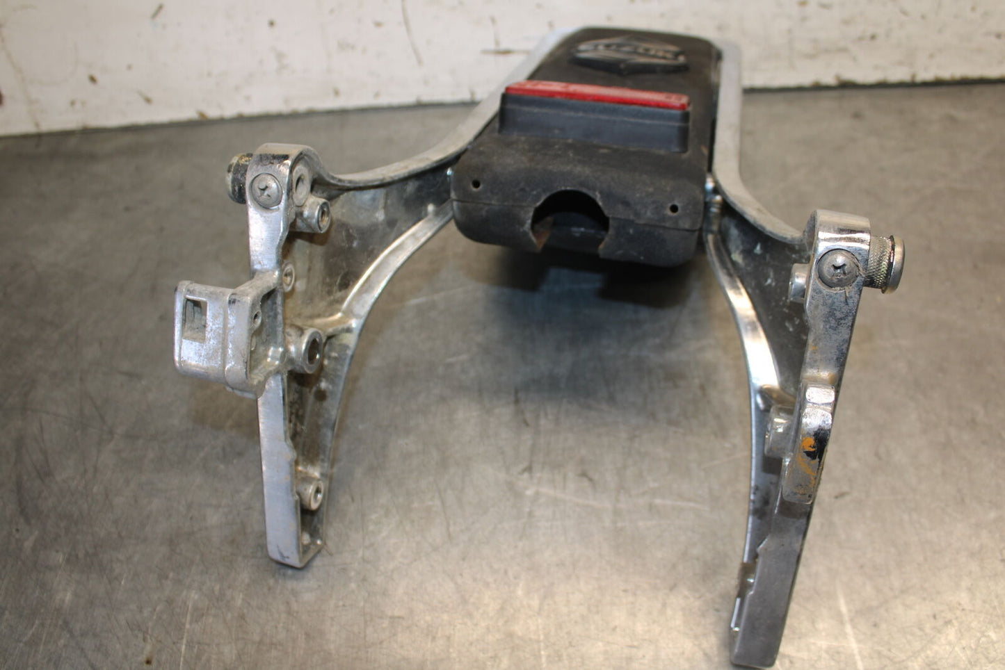 87-03 SUZUKI INTRUDER 1400 VS1400GLP BACK REST SISSY BAR BB702
