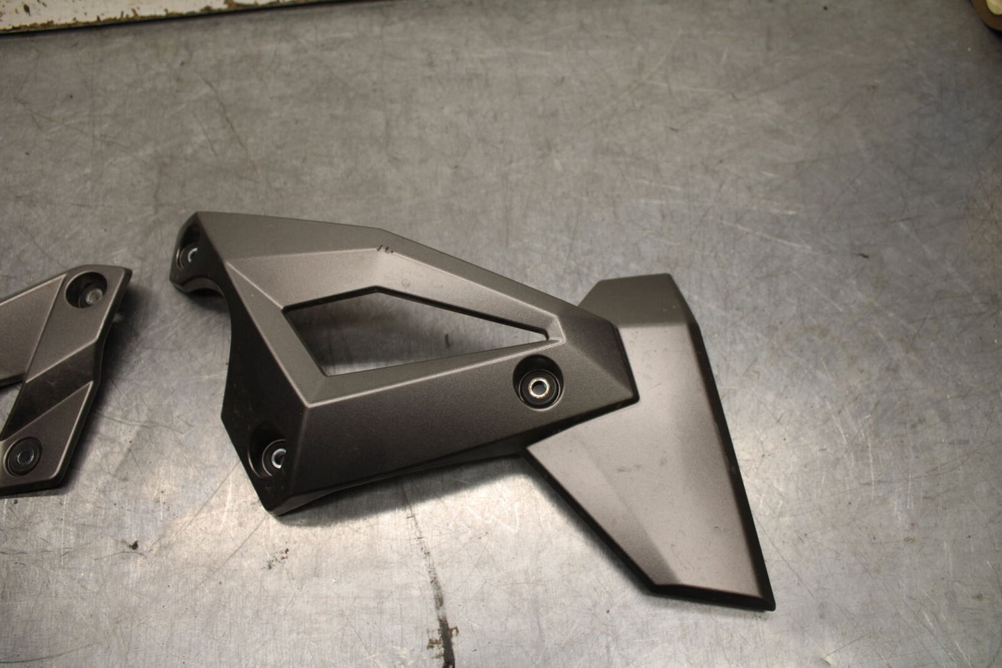 19-22 KAWASAKI Z400 ENGINE RADIATOR MOTOR COOLER COVER GUARD TRIM SET BB738
