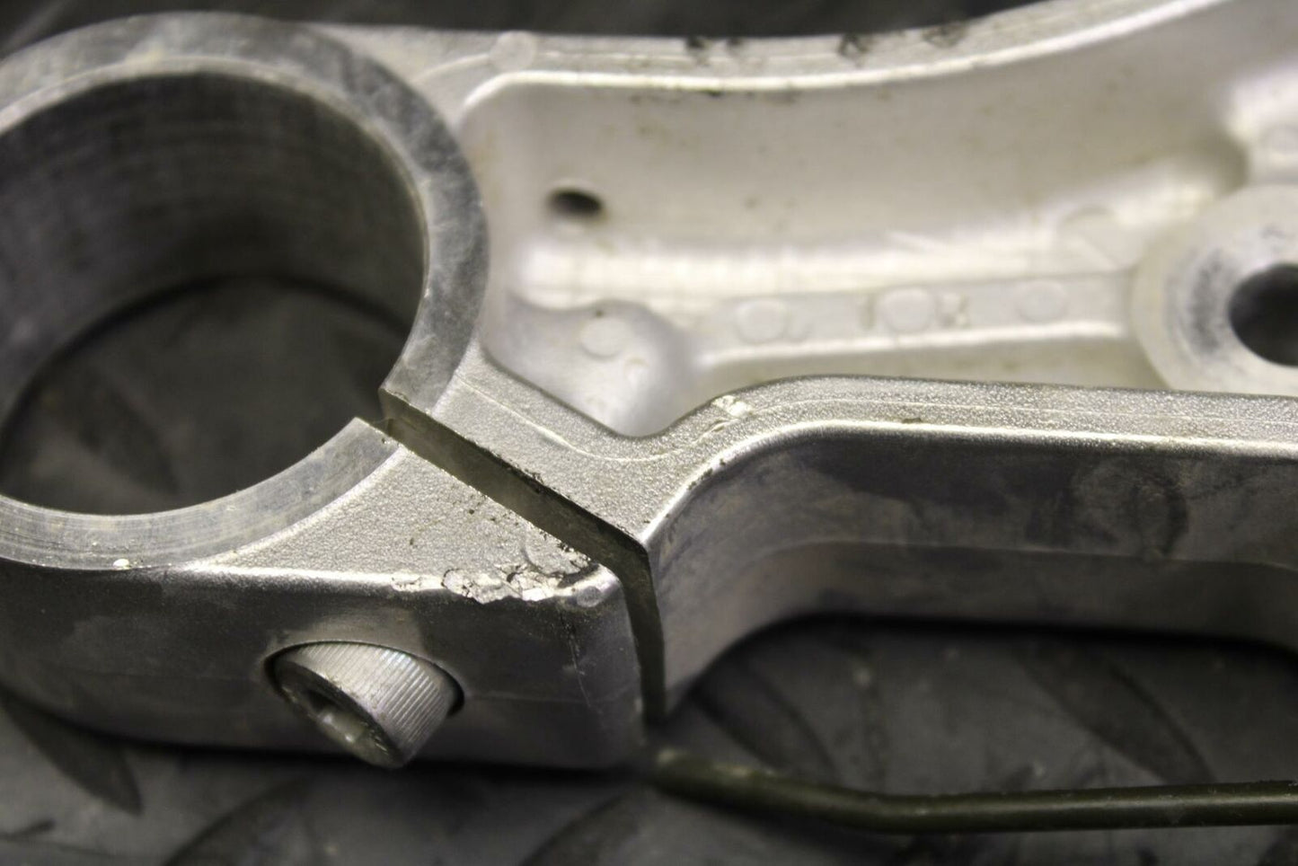 03-08 KAWASAKI VULCAN 1600 FORKS UPPER TRIPLE TREE CLAMP BB193