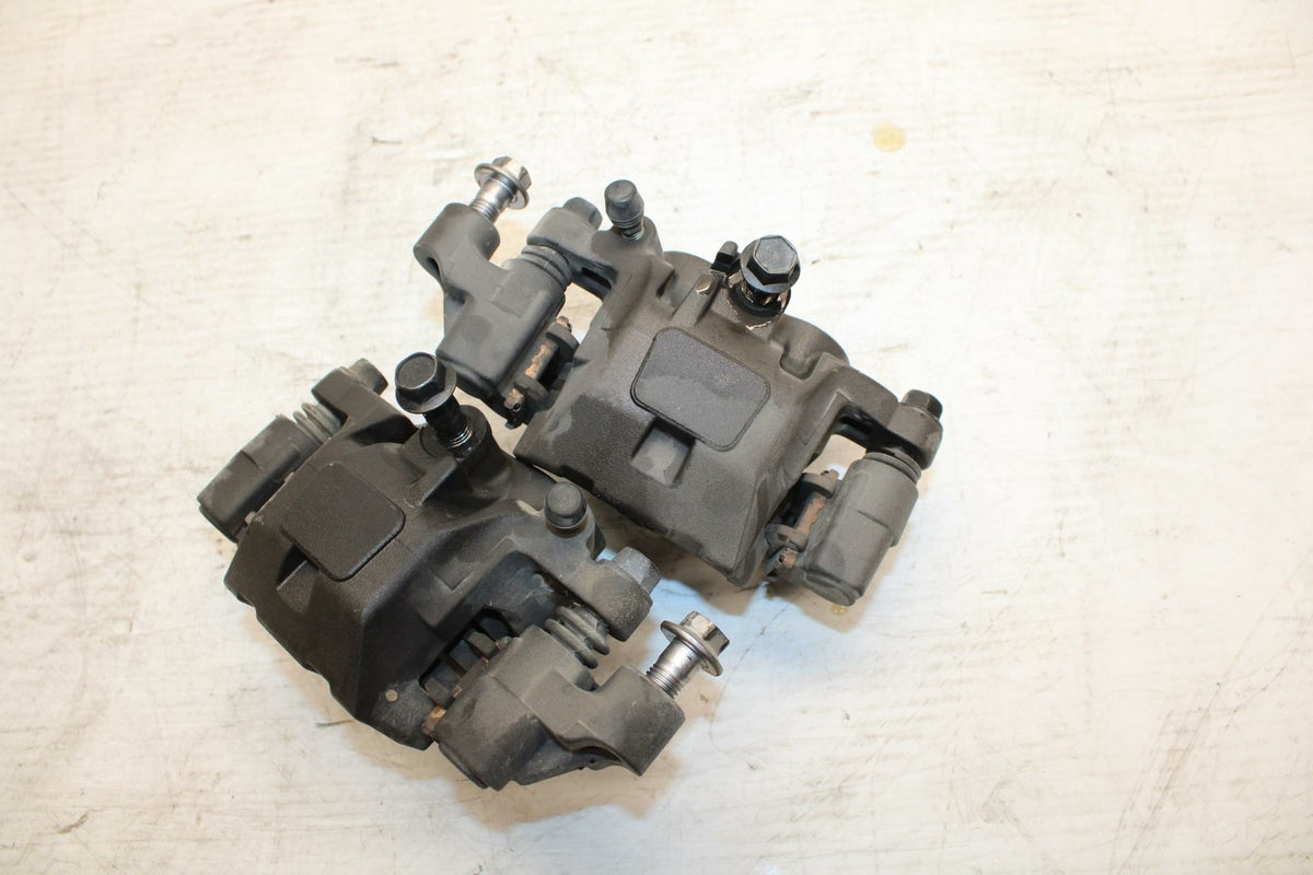 09 YAMAHA FZ6 RIGHT LEFT FRONT BRAKE CALIPER SET PAIR CALIPERS BB295