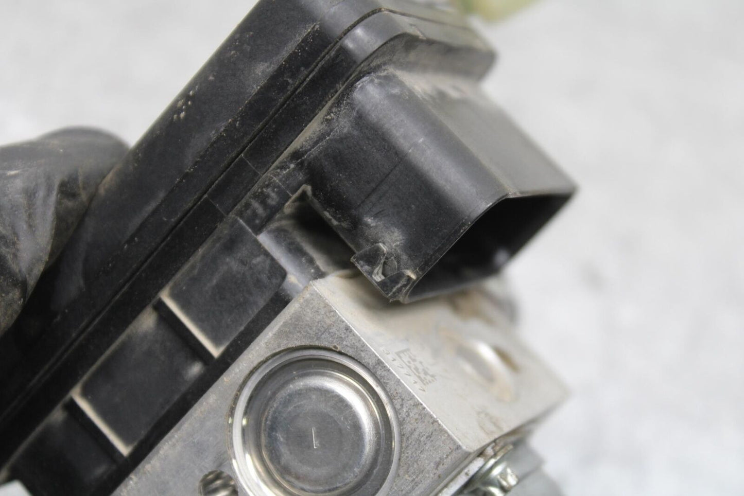 21-23 KTM 890 ADVENTURE ABS PUMP CONTROL MODULE BB629