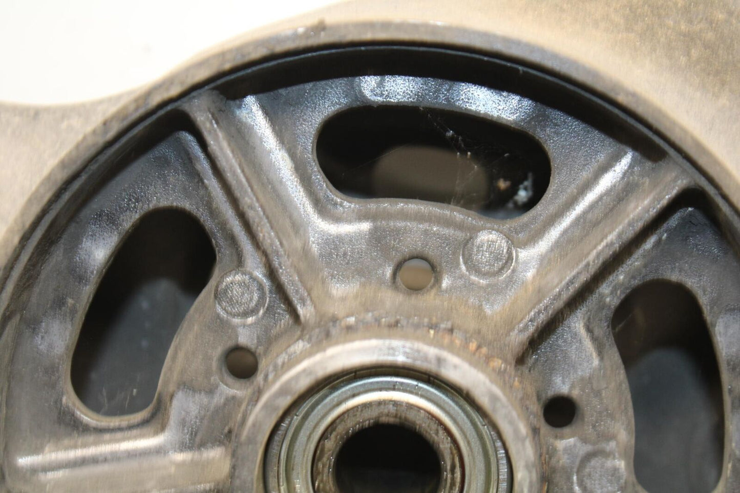 1995 Suzuki RF600R REAR BACK WHEEL BB615