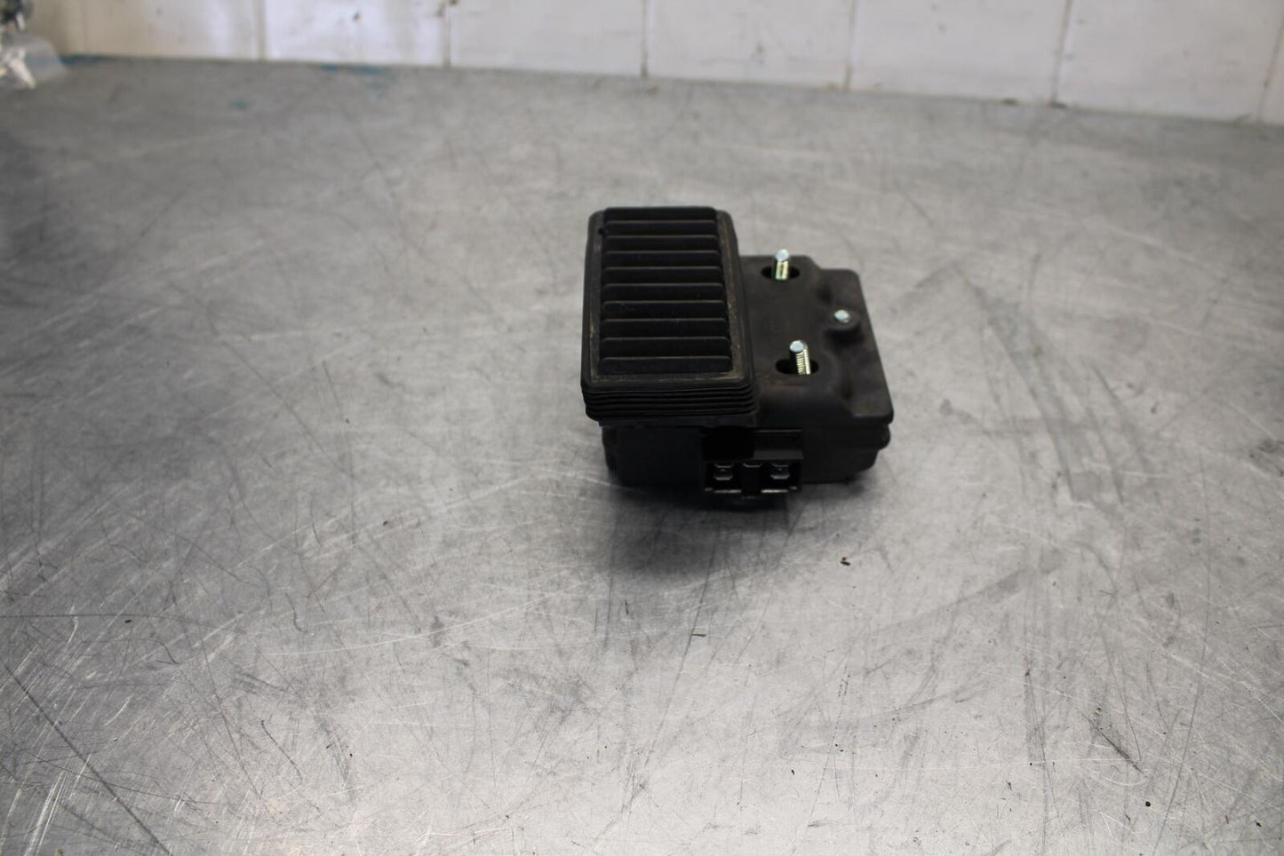 17-18 YAMAHA YZF R3 RECTIFIER VOLTAGE REGULATOR BB438