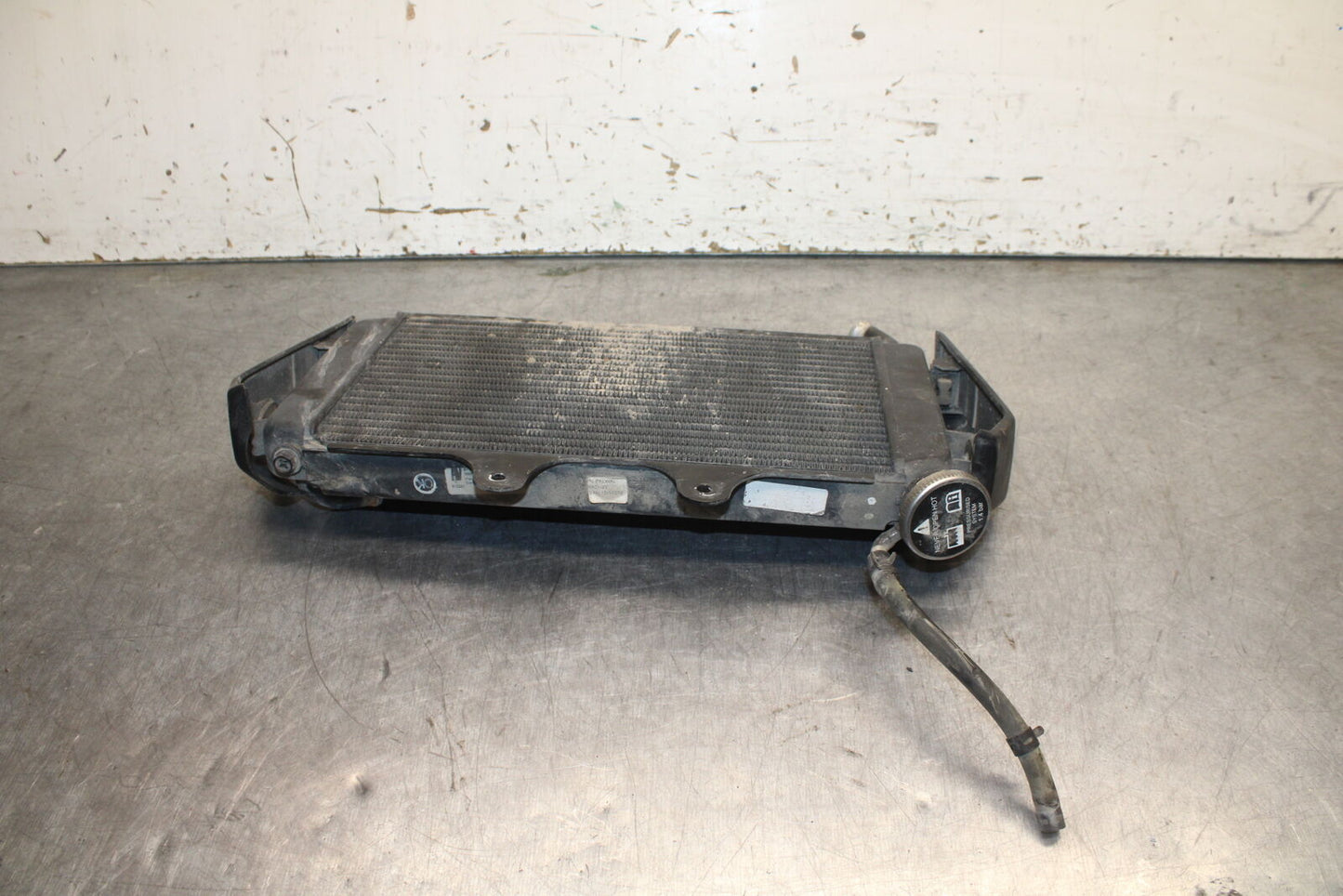 13-16 KTM 390 DUKE ENGINE RADIATOR MOTOR COOLER COOLING RADIATER BB748