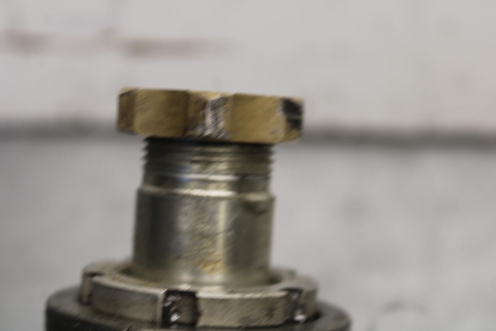 01-03 SUZUKI GSXR600 FRONT FORKS CLAMP LOWER TRIPLE TREE STEM 51410-39F00 BB639