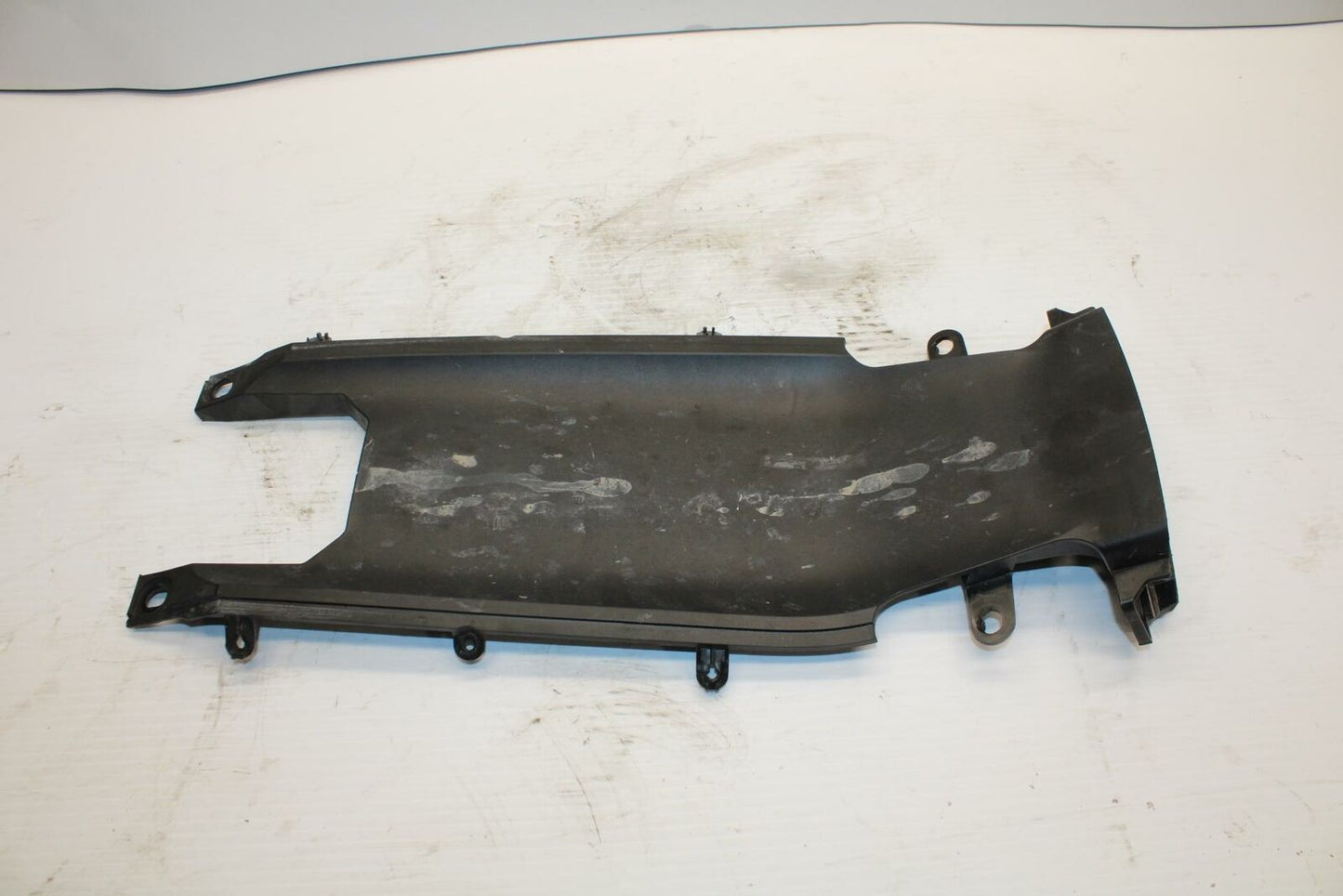 18-20 HUSQVARNA VITPILEN 401 REAR BACK TAIL UNDERTAIL FAIRING COWL FENDER BB248