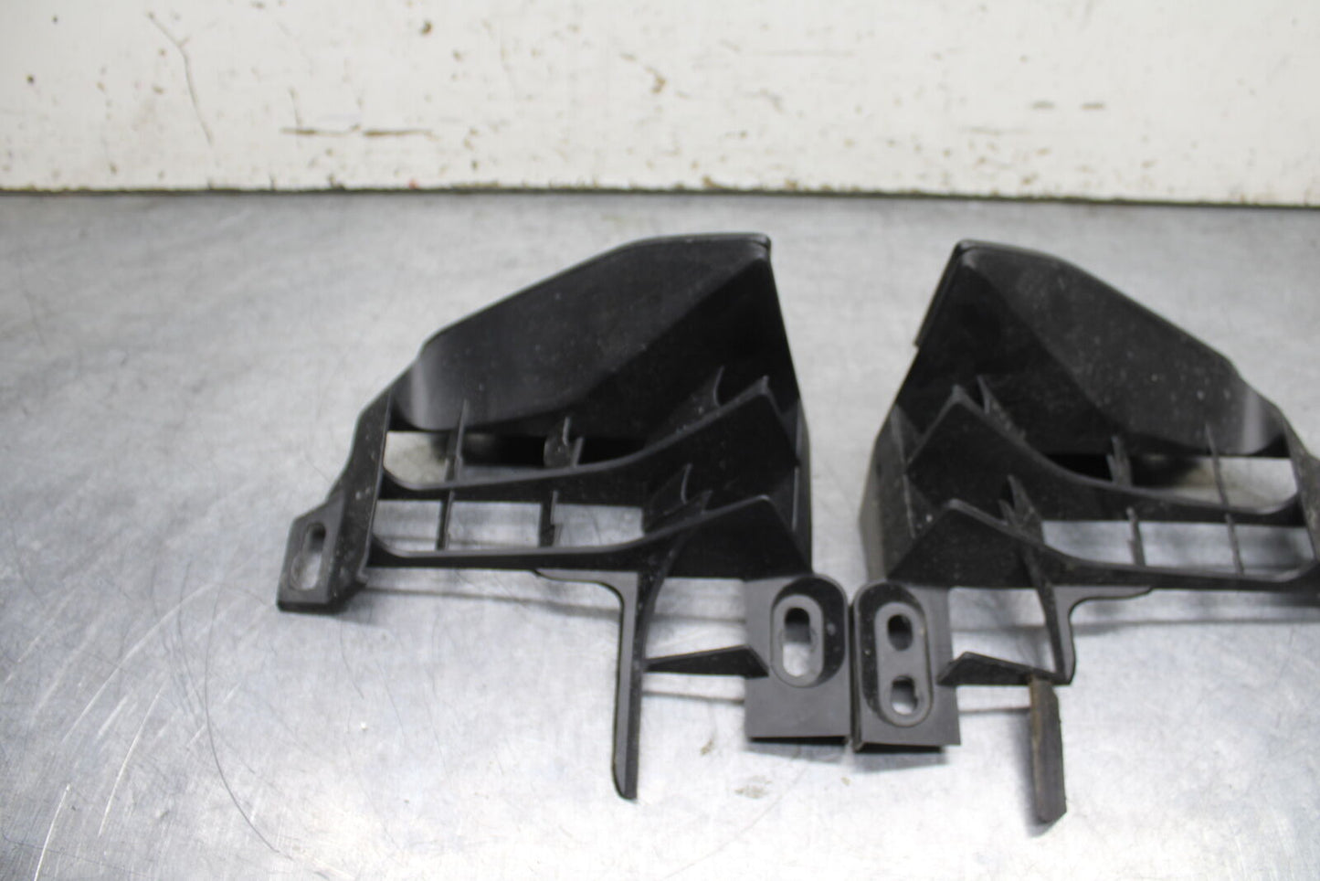 17-24 KTM 390 DUKE ENGINE RADIATOR RADIATER COVER GUARD SET PAIR BB734