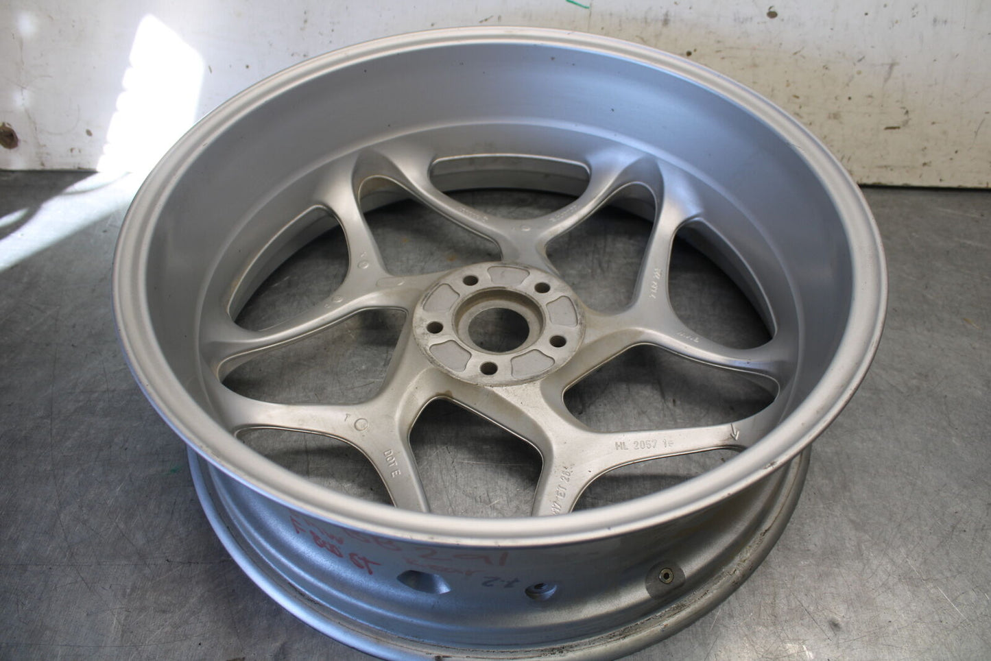 06-12 BMW F800ST REAR WHEEL BACK RIM BB291