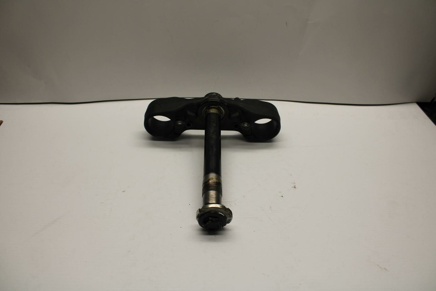 18-20 HUSQVARNA VITPILEN 401 FRONT FORKS CLAMP LOWER TRIPLE TREE STEM BB248