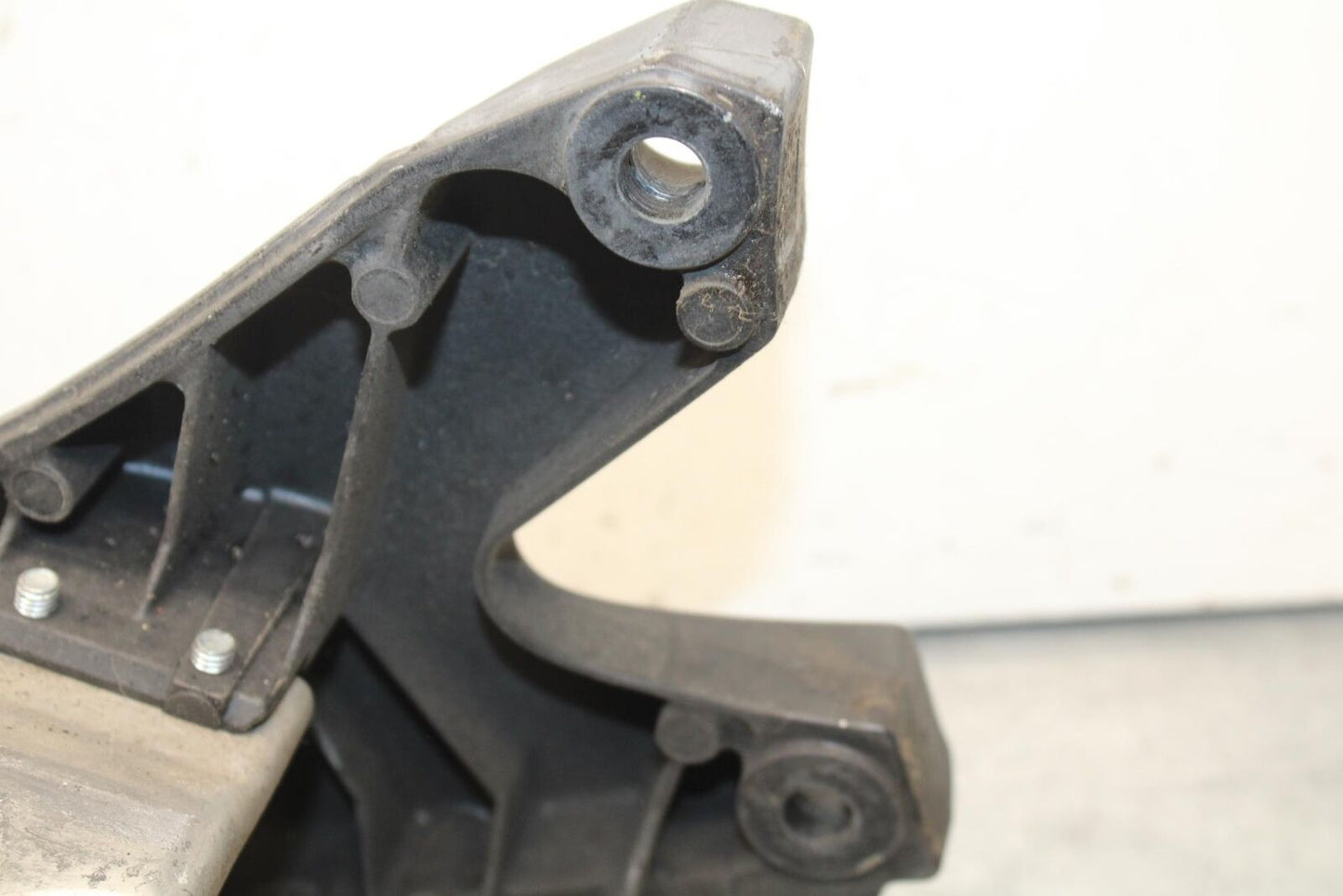 06-07 SUZUKI GSXR 600 750 FRONT SUBFRAME SUB FRAME BB98