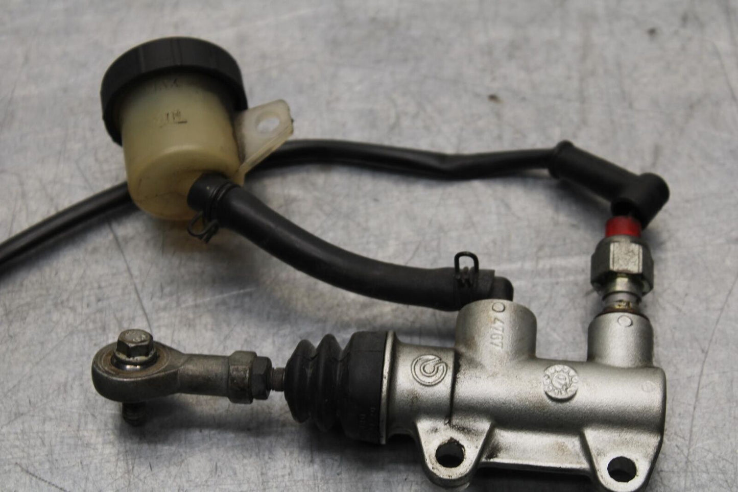 07-11 KTM 990 SUPER DUKE REAR BACK BRAKE MASTER CYLINDER W RESERVOIR BB578