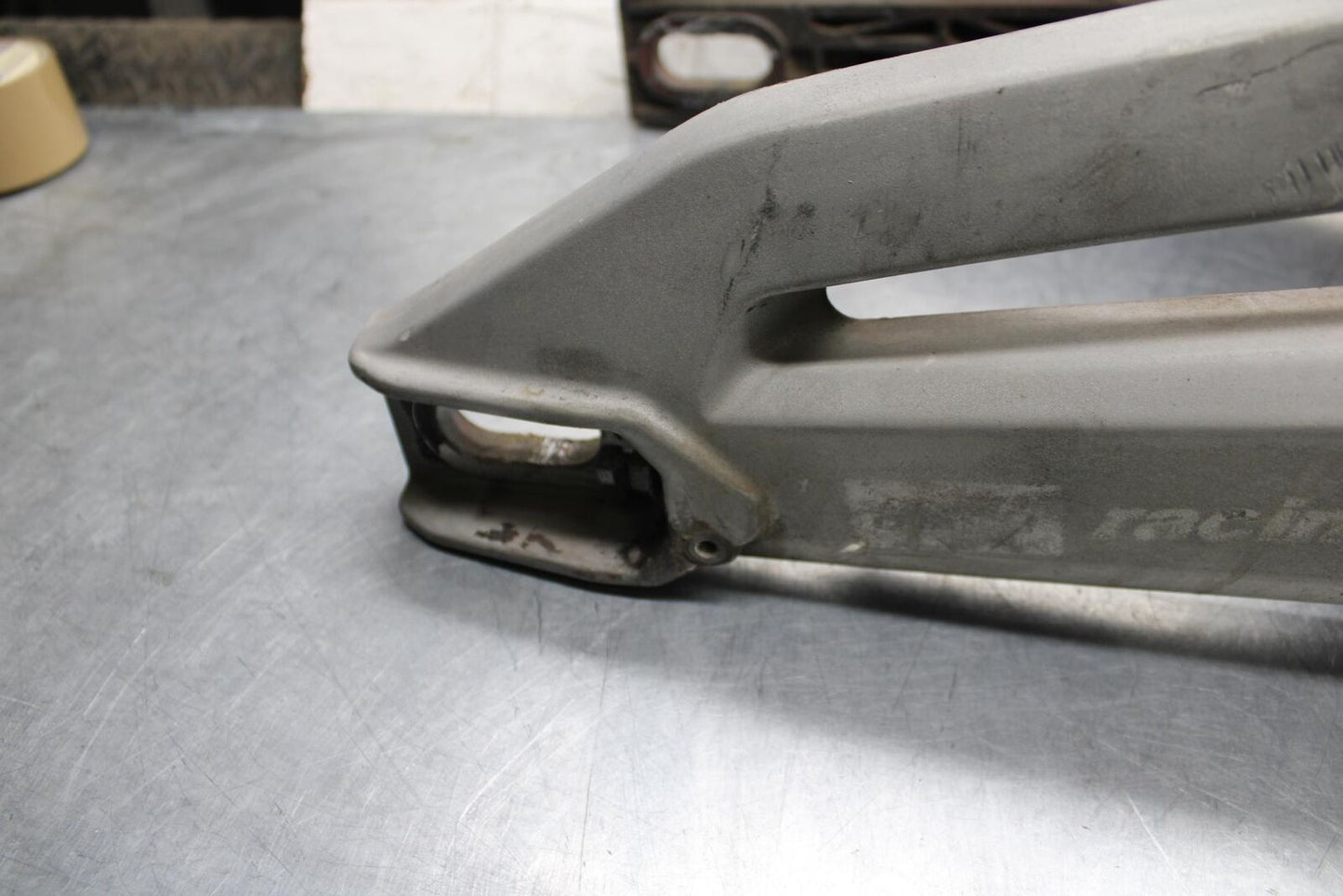 2008 Aprilia Shiver 750 SL750 REAR SWINGARM BACK SUSPENSION SWING ARM BB551