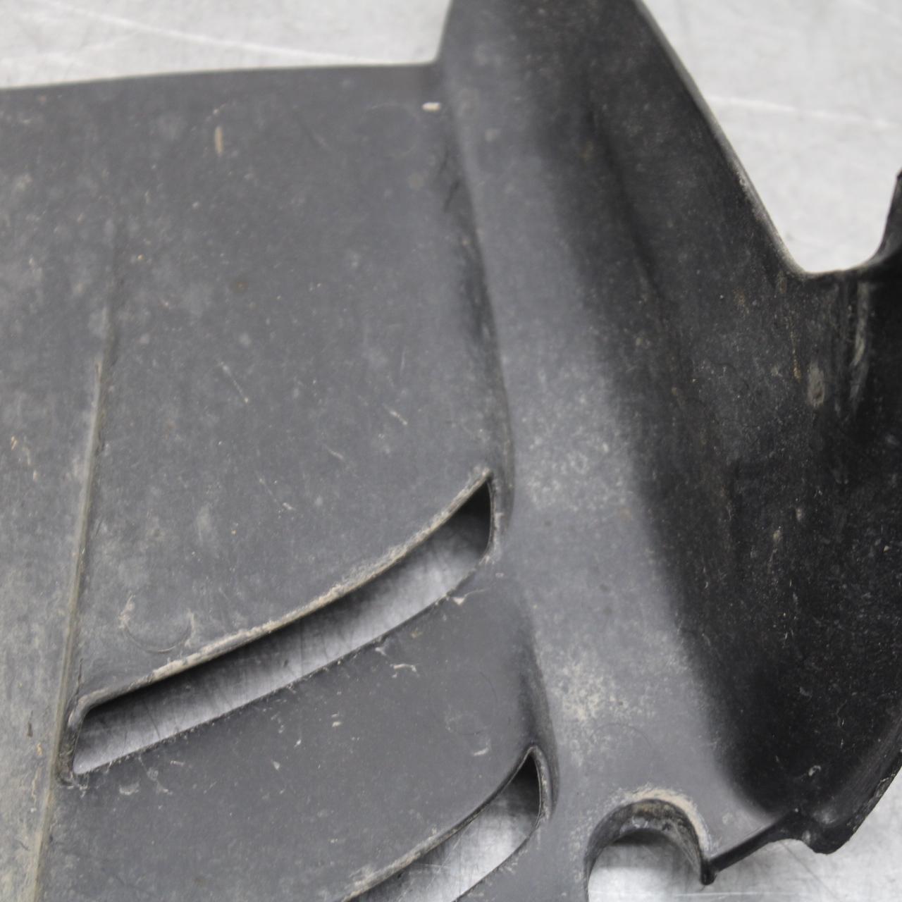 21 KAWASAKI NINJA ZX6R REAR BACK WHEEL TIRE HUGGER FENDER 35023-0171 BB647