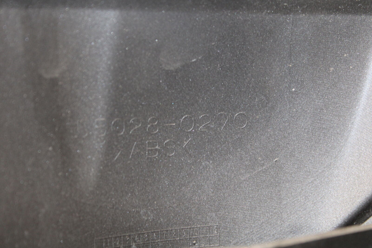 09-12 KAWASAKI NINJA ZX6R FRONT CENTER COWL FAIRING BB698