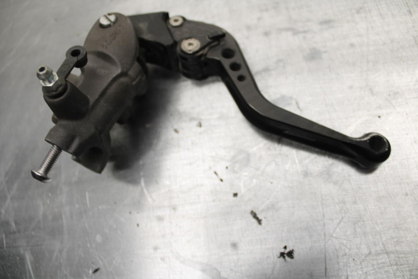 17-20 BMW S1000R FRONT BRAKE MASTER CYLINDER w/ LEVER BB488