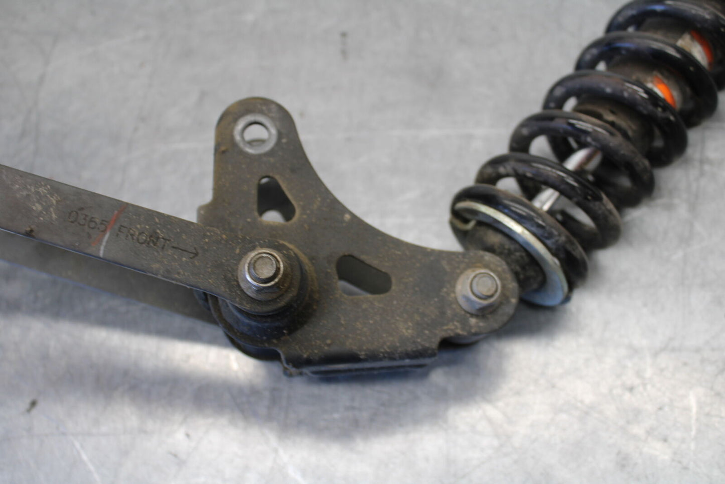 19-22 KAWASAKI Z400 REAR BACK SHOCK ABSORBER SUSPENSION BB708