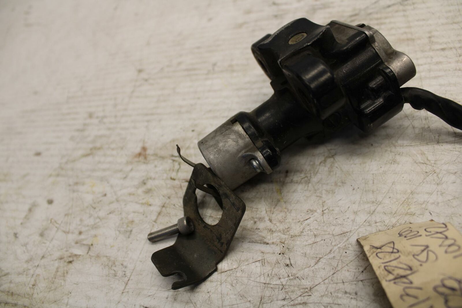 03-05 SUZUKI SV1000 IGNITION LOCK KEY SET W/ GAS CAP AND SEAT LOCK BB296