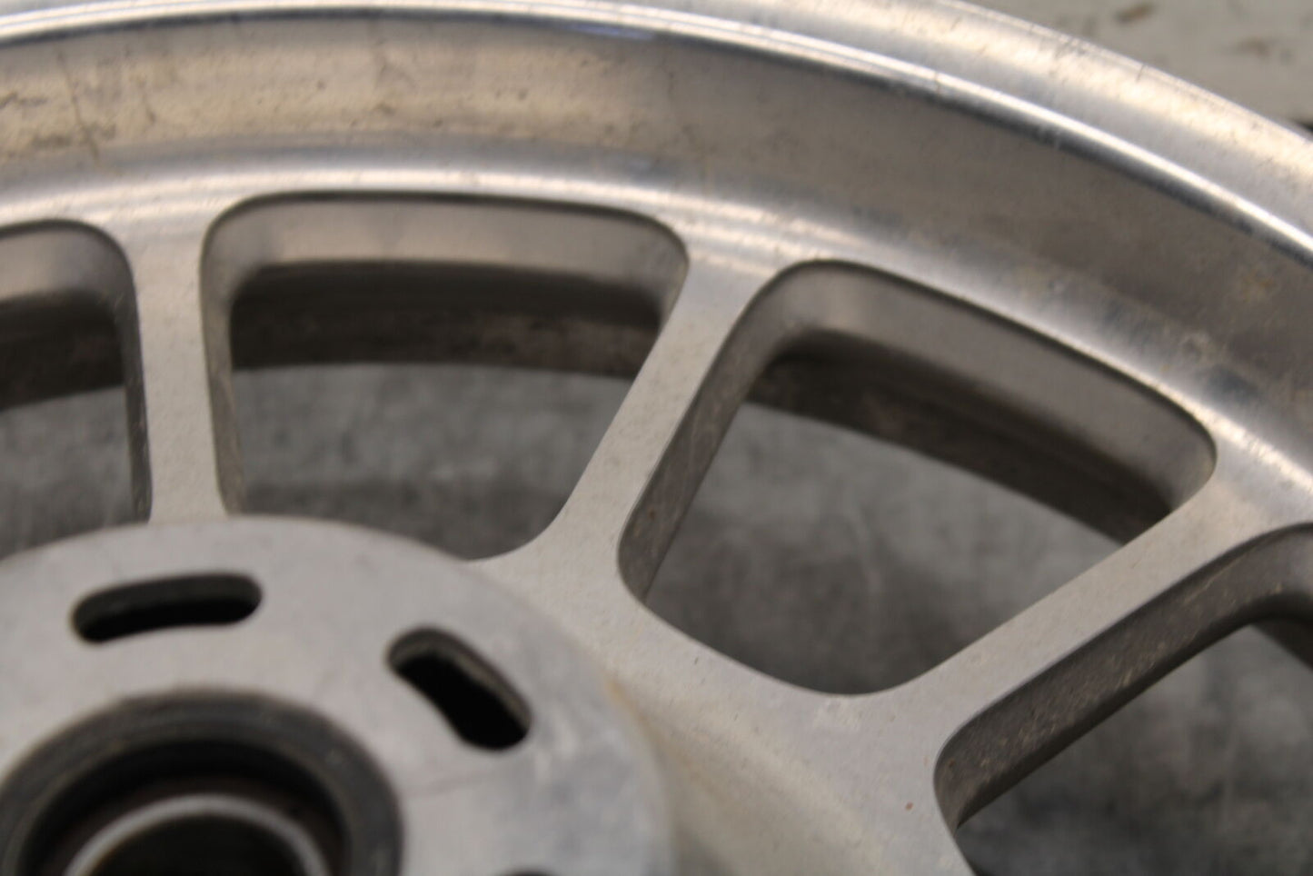 14-16 TRIUMPH AMERICA LT FRONT WHEEL FRONT RIM BB720