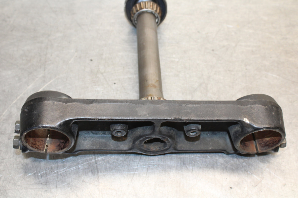 85-86 SUZUKI MADURA 1200 FRONT FORKS CLAMP LOWER TRIPLE TREE STEM BB691