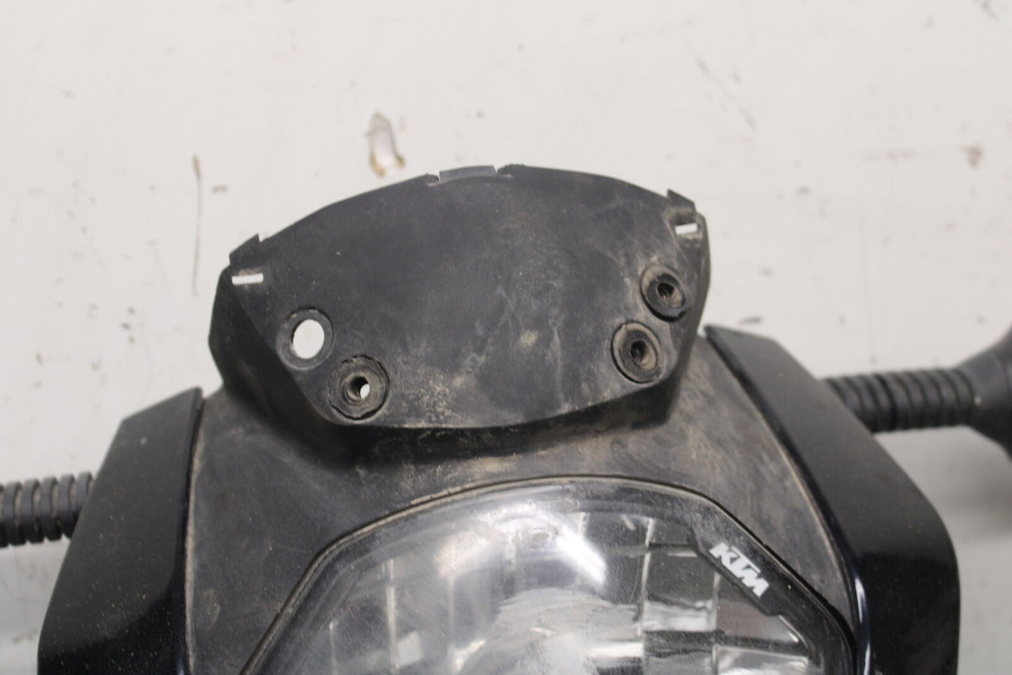 13-16 KTM 390 DUKE FRONT HEADLIGHT HEAD LIGHT LAMP BB748