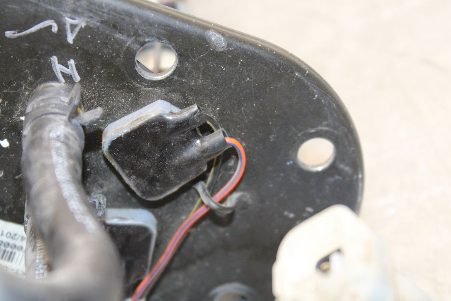 16-24 KTM 390 RC FUEL PUMP GAS PETROL SENDER UNIT BB648