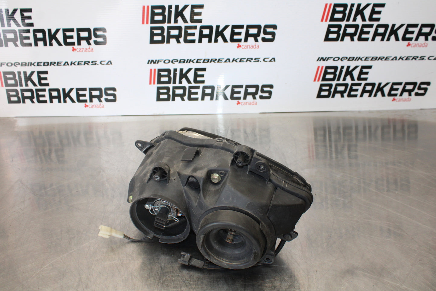 07-08 YAMAHA YZF R1 FRONT RIGHT HEADLIGHT HEAD LIGHT LAMP BB160