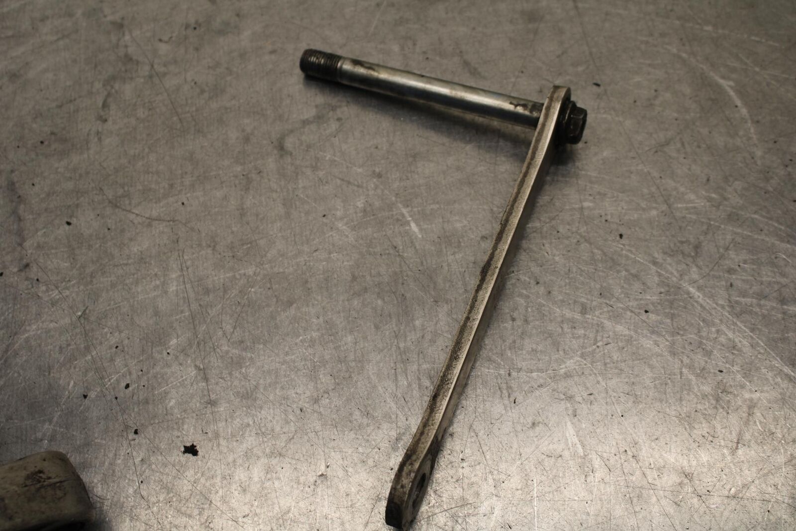 01-03 SUZUKI GSXR600 REAR DOGBONE SHOCK LINKAGE LINK 62600-35870 BB639