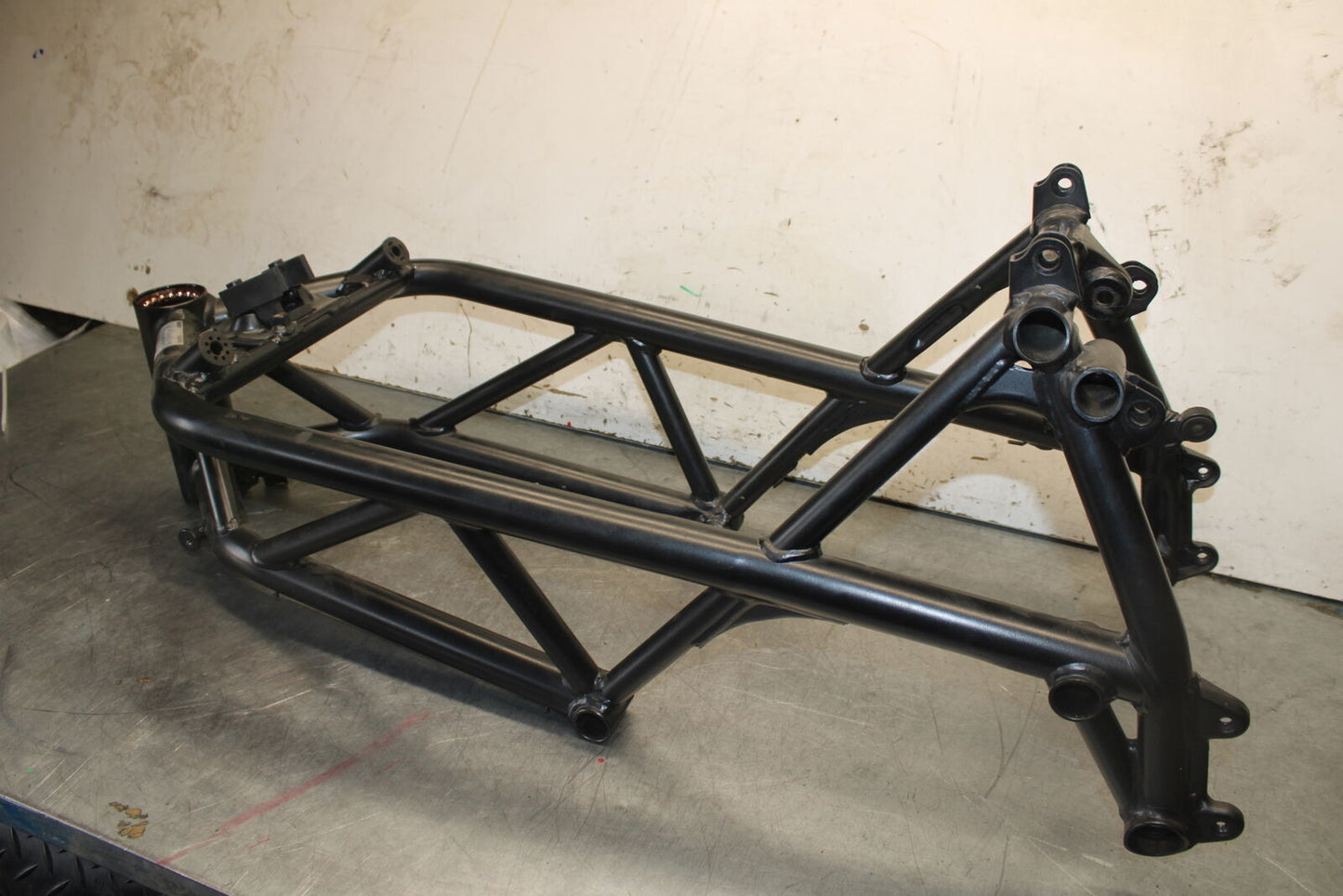12-13 DUCATI STREETFIGHTER 848 FRAME CHASSIS BB705