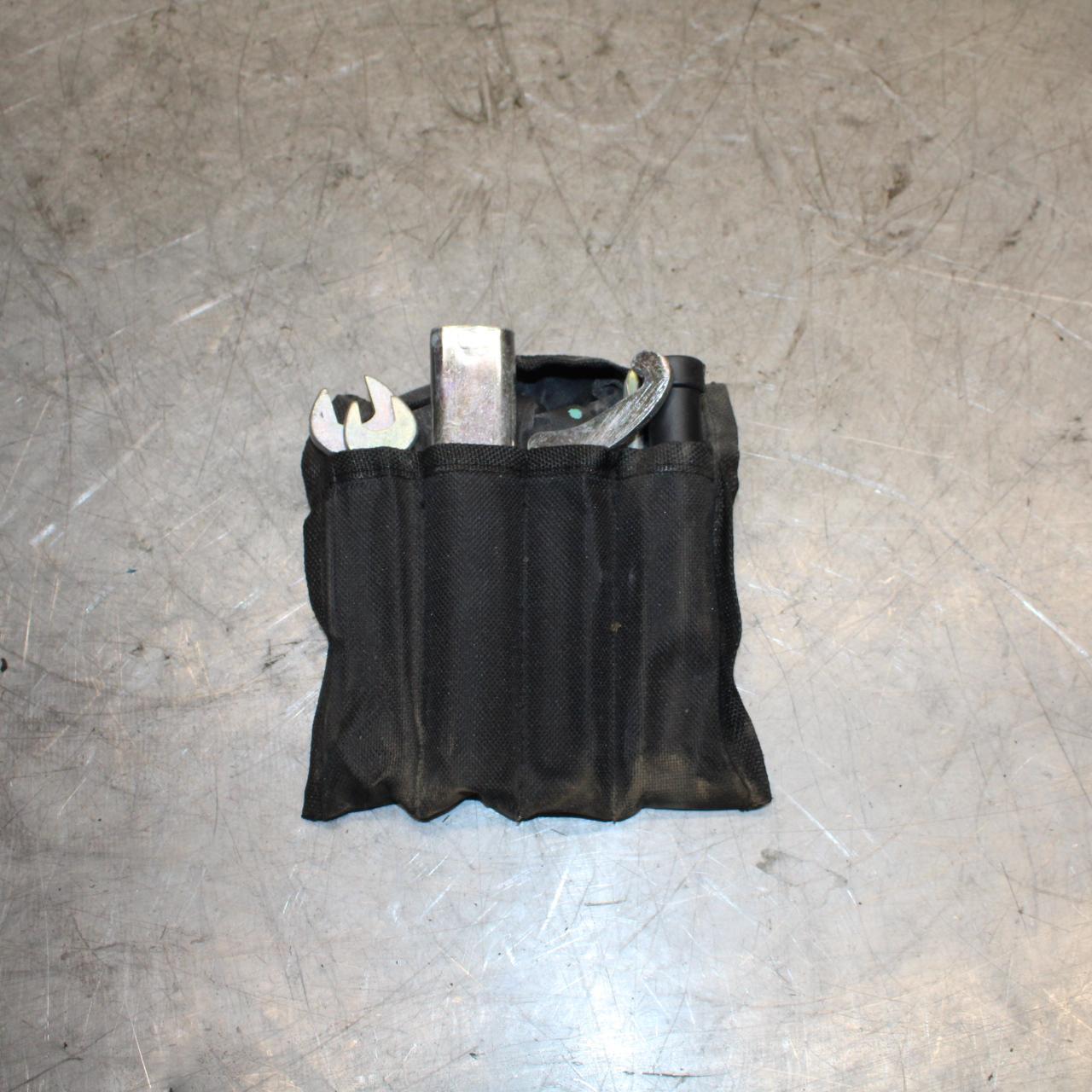 2015 Yamaha YZF R3 STOCK TOOLS OEM TOOL BAG KIT SET 1WD-F8100-00-00 BB526