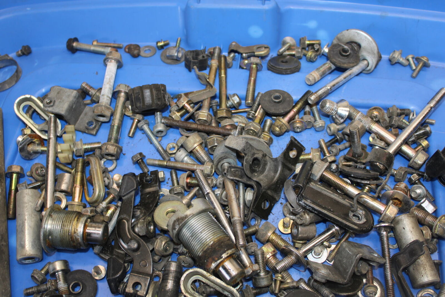 93-00 HONDA GOLDWING 1500 GL1500SE MOUNTING BOLTS HARDWARE MOTOR SCREWS BB700