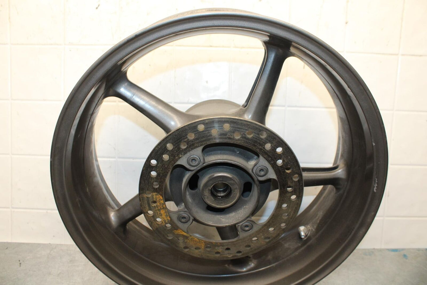 2009 Triumph Daytona 675 WHEEL AND REAR ROTOR BACK BRAKE DISC BB584