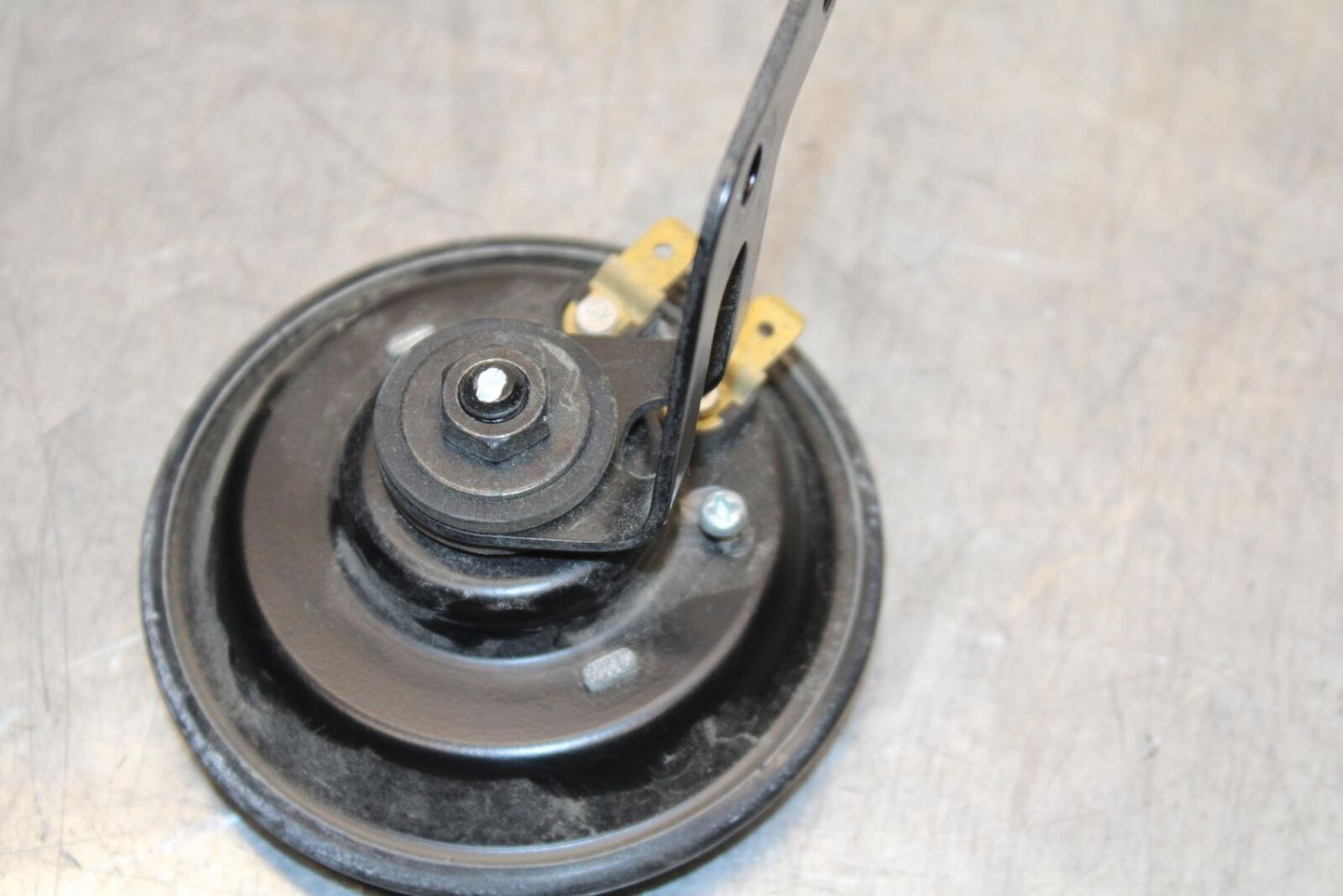 20 SUZUKI GSXR 1000 HORN SIGNAL BB597