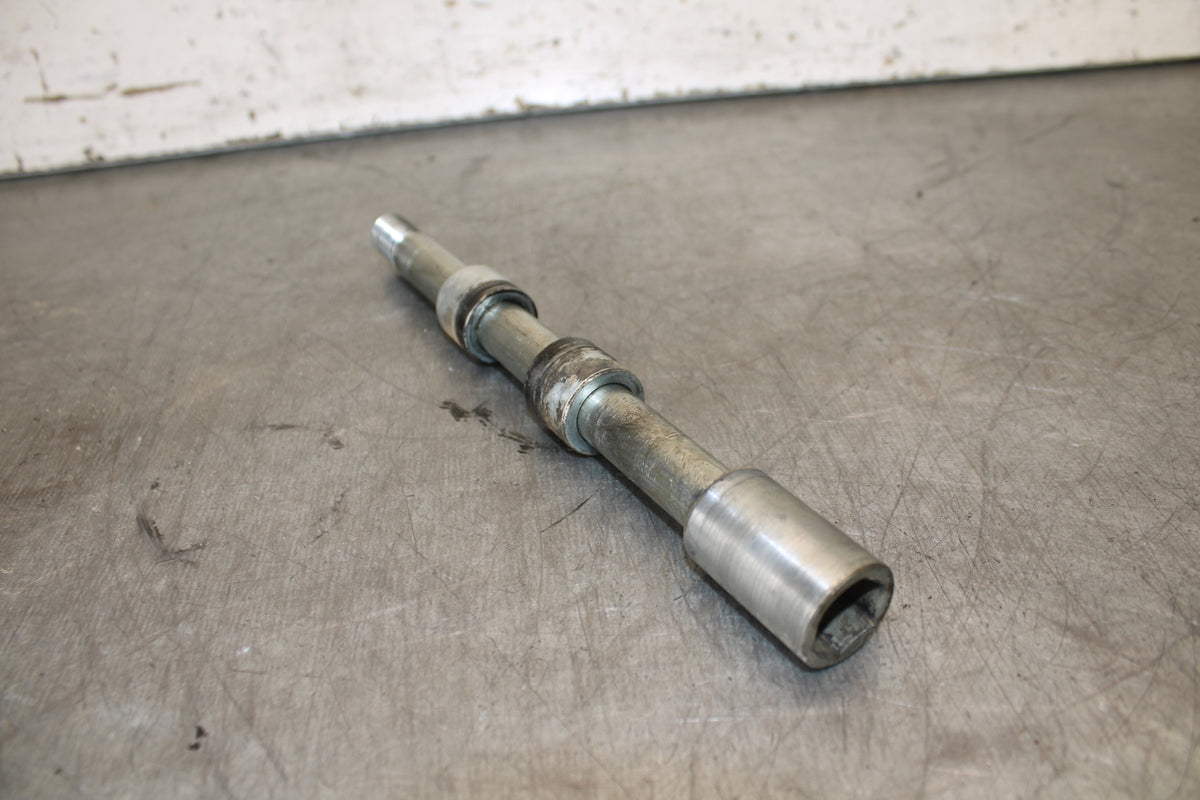 13-15 HONDA CBR500R FRONT WHEEL RIM AXLE PIVOT BOLT 44301-MGZ-J00 BB704