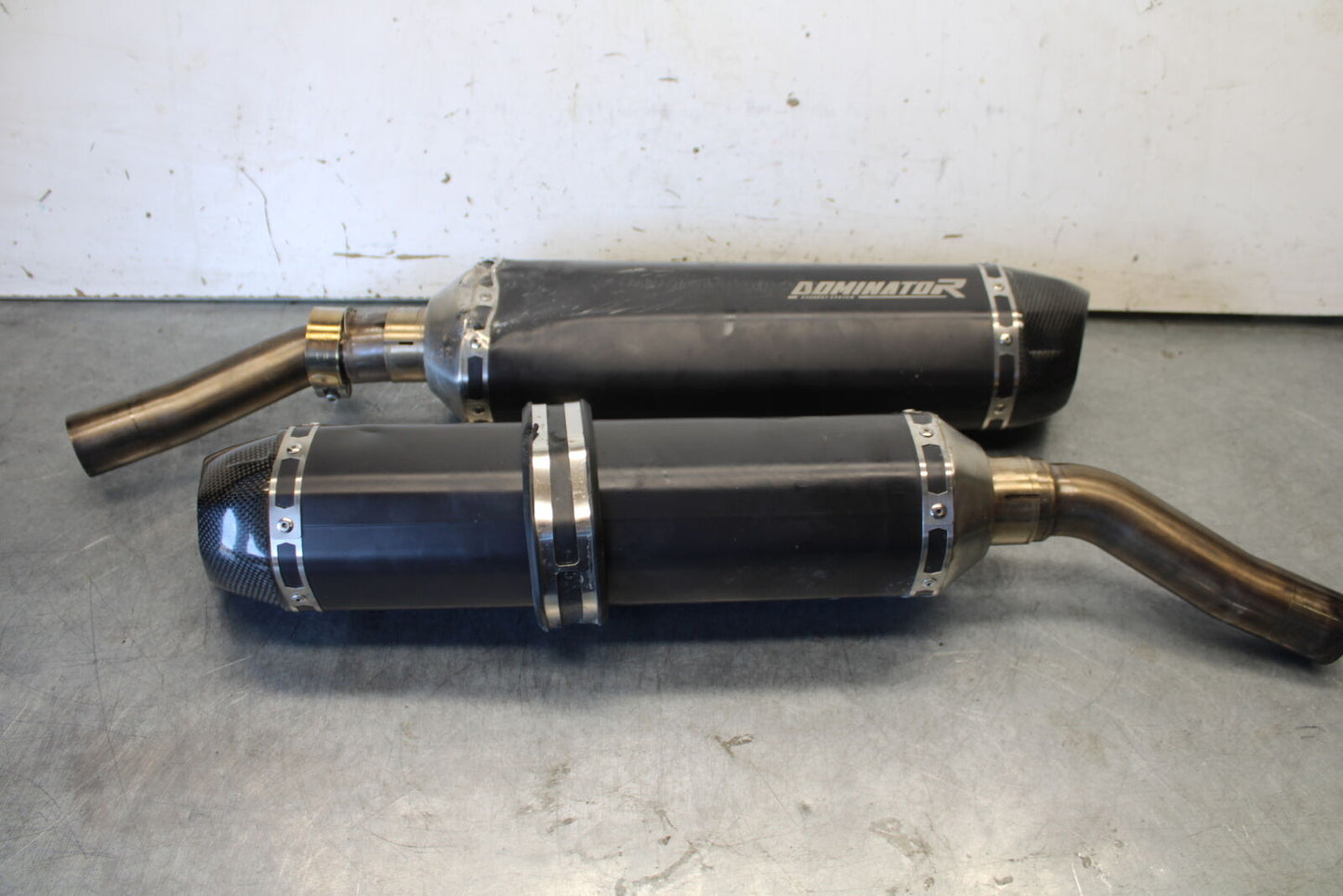06-07 DUCATI MONSTER 695 EXHAUST PIPE MUFFLER SLIP ON CAN SILENCER BB674