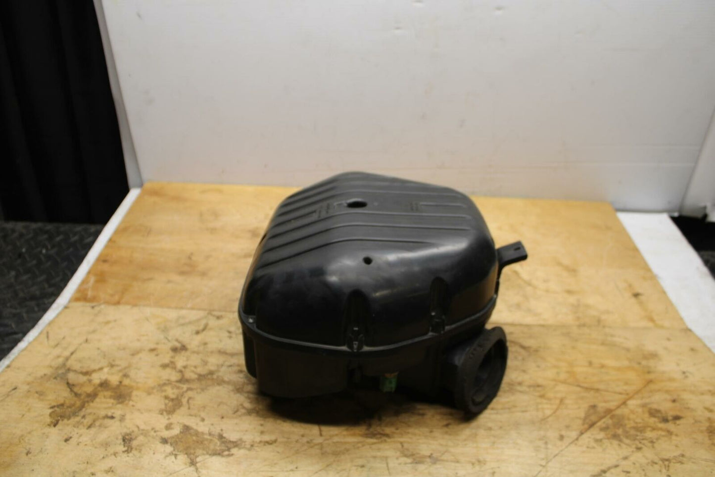 01-03 SUZUKI GSXR600 AIRBOX AIR INTAKE FILTER BOX BB336