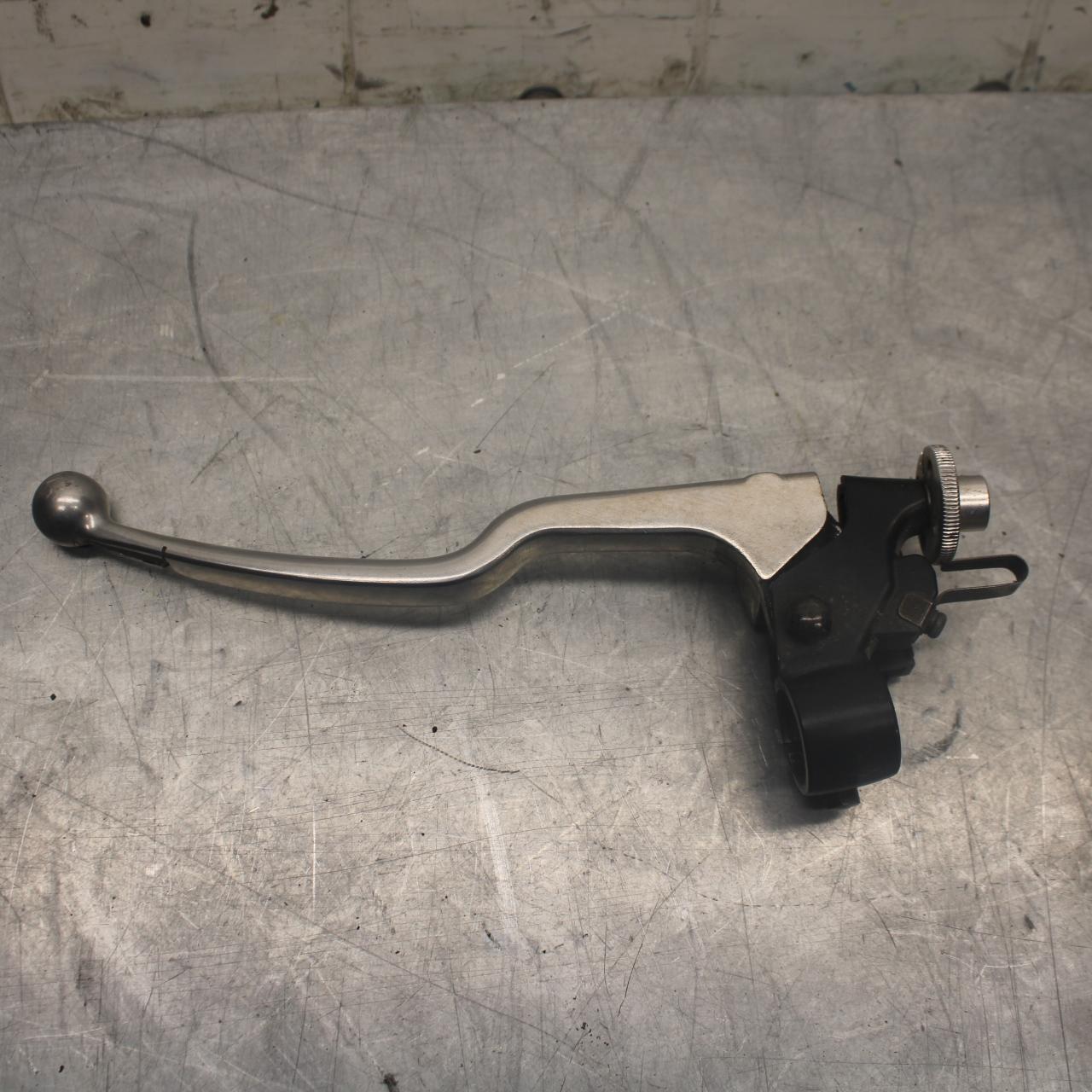 03-04 SUZUKI GSXR1000 CLUTCH PERCH MOUNT WITH LEVER BB459