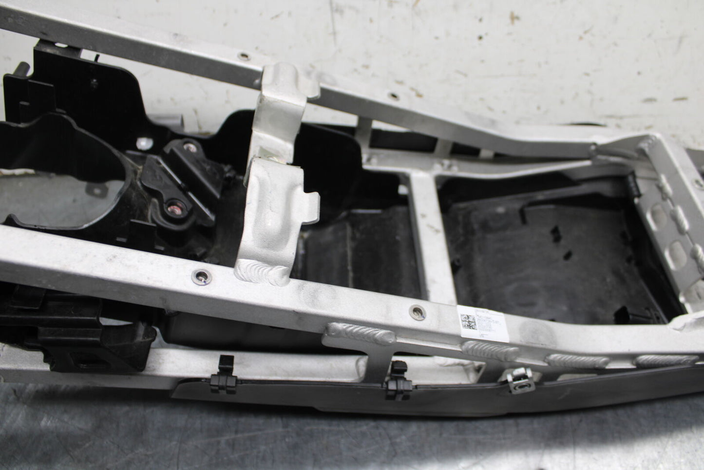 21-24 APRILIA TUONO 660 FACTORY REAR SUBFRAME BACK SUB FRAME BB733