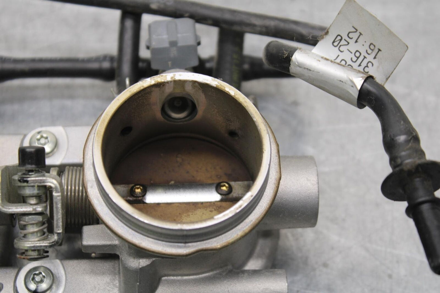 20-23 APRILIA RS660 MAIN FUEL INJECTORS / THROTTLE BODIES BB643