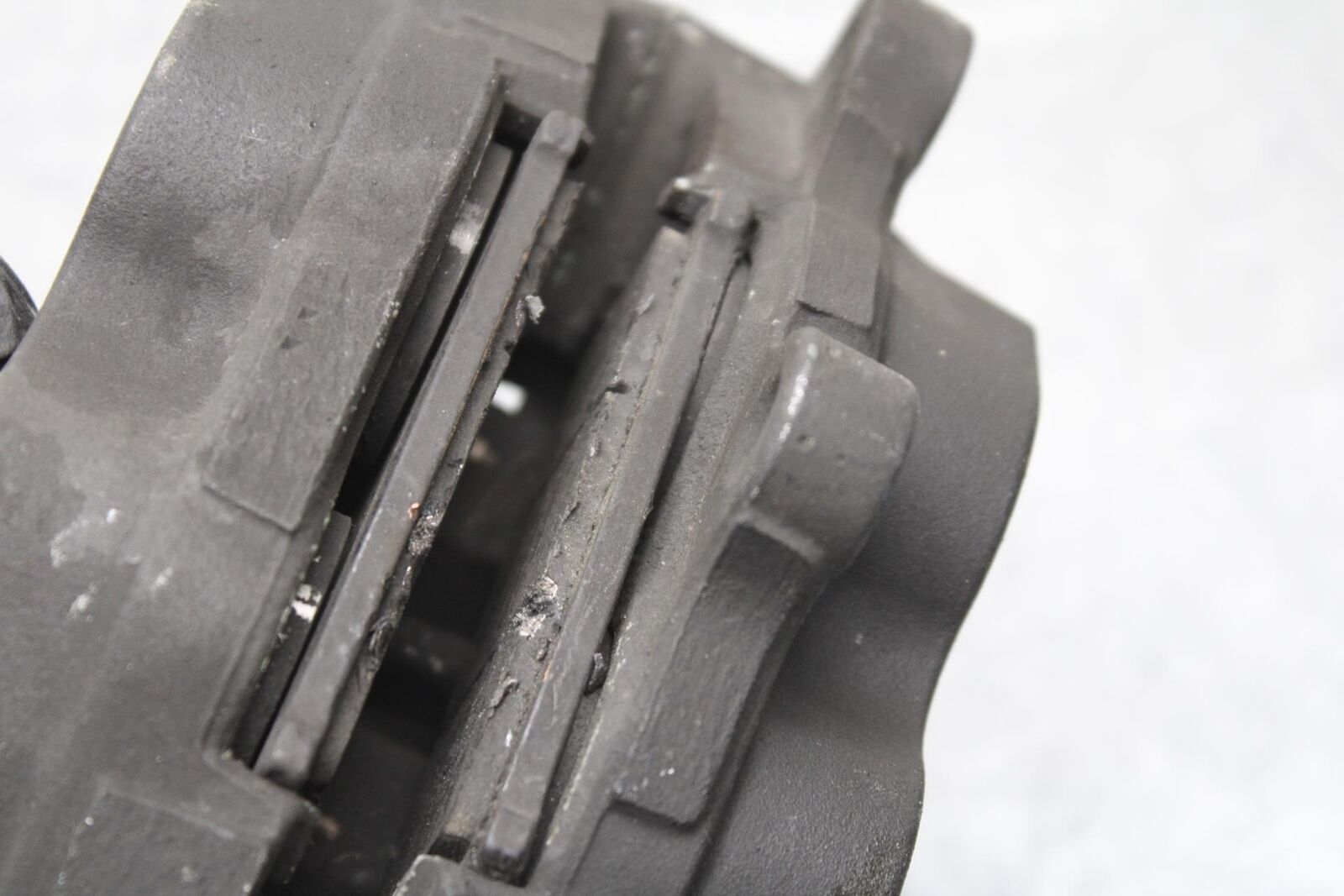 01-03 SUZUKI GSXR600 RIGHT LEFT FRONT BRAKE CALIPER SET PAIR CALIPERS BB633