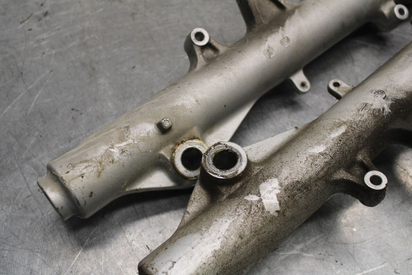 01-06 TRIUMPH TIGER 955I FRONT FORKS SHOCK SUSPENSION SET PAIR BB693
