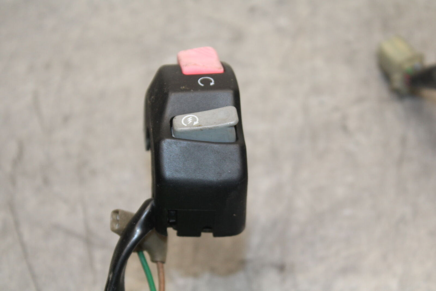 96-07 YAMAHA YZF600R RIGHT CLIP ON HANDLE KILL OFF START SWITCH SWITCHES BB746