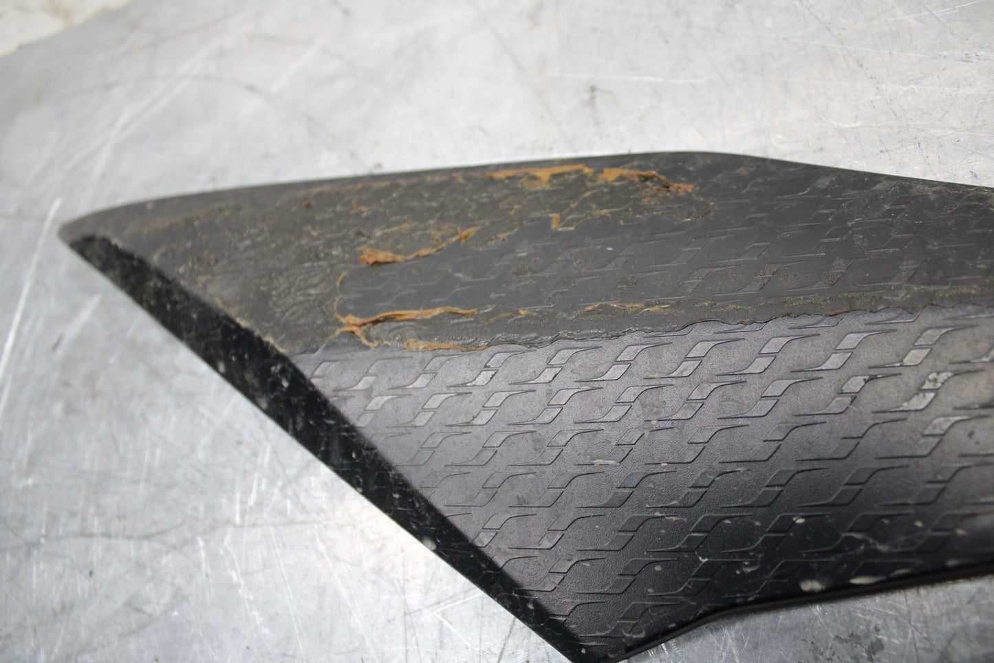 18 YAMAHA YZF R1 RIGHT LEFT GAS FUEL TANK PANELS COVERS TRIM SET COWLS BB473