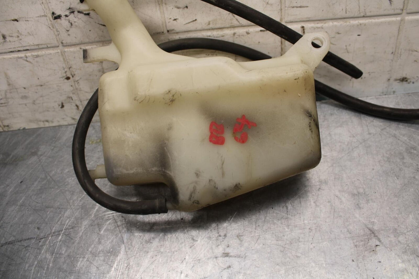 1996 Honda CBR900RR COOLANT WATER TANK RESERVOIR BOTTLE BB09