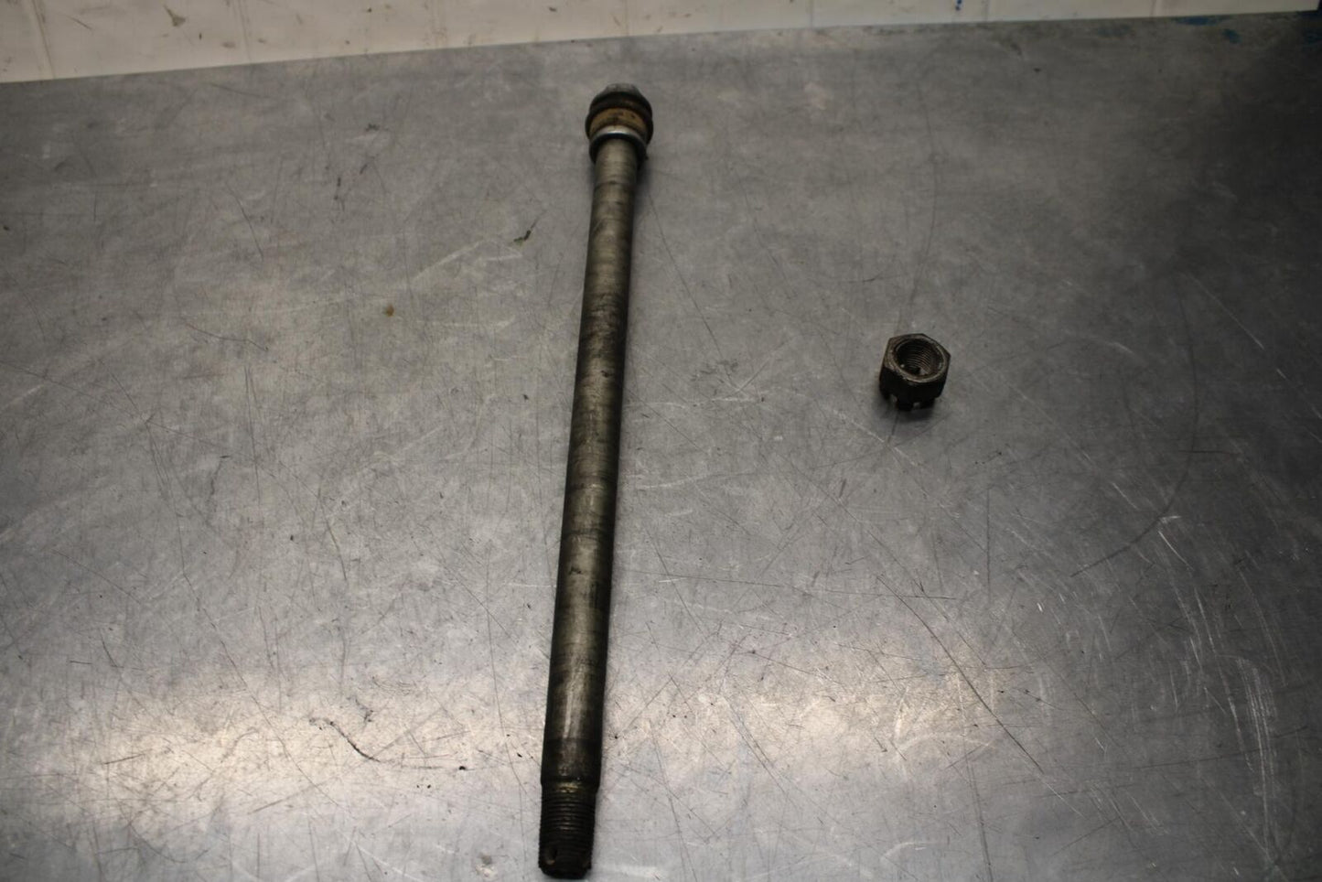 2006 Kawasaki Vulcan 900 VN900B Classic REAR AXLE BACK WHEEL PIVOT BOLT BB585