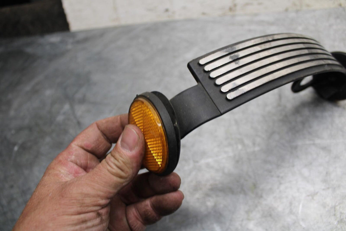1982 Suzuki GS450L FRONT FORK COVER TRIM BB52