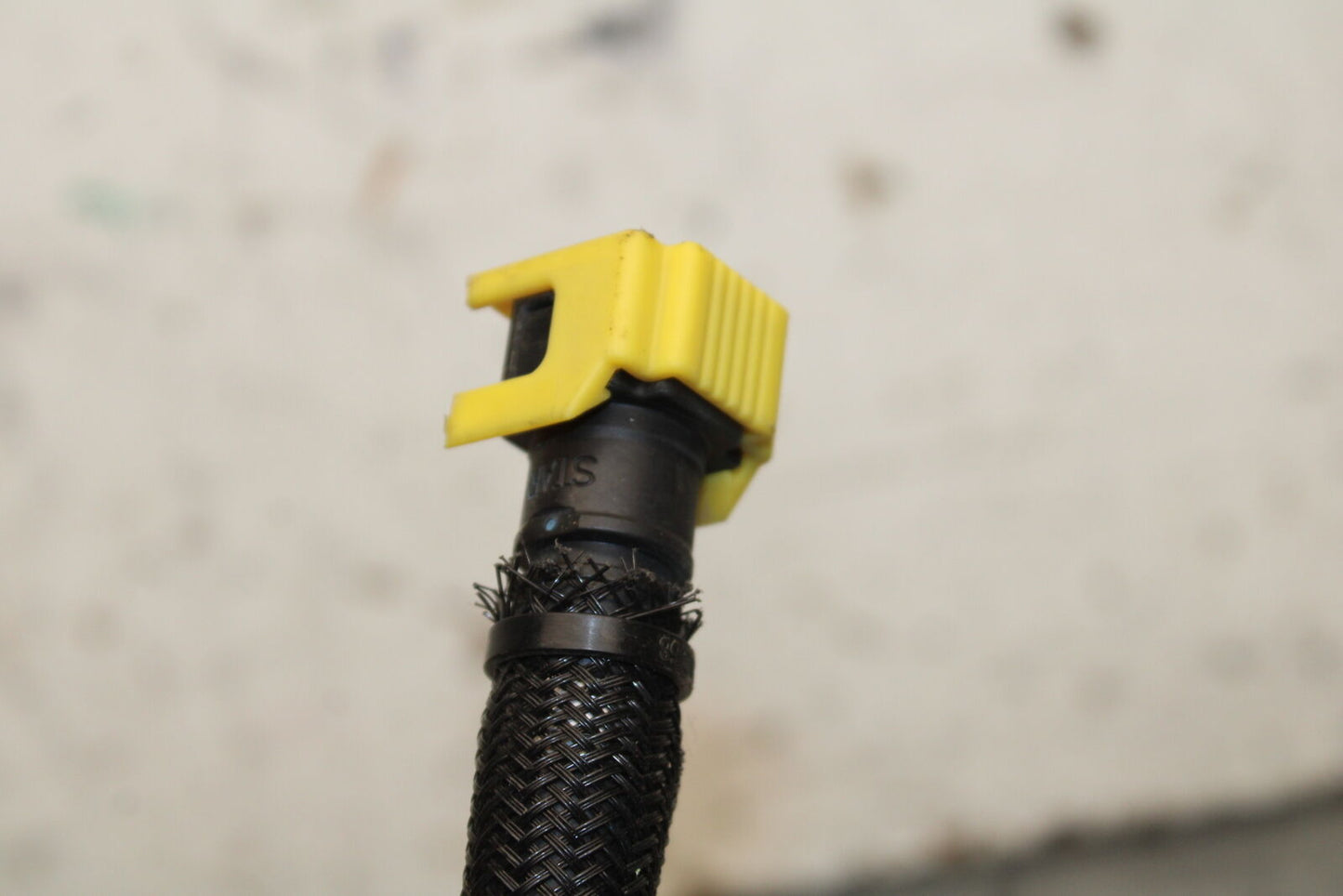 21-24 APRILIA TUONO 660 FACTORY FUEL HOSE GAS LINE TUBE PIPE BB733