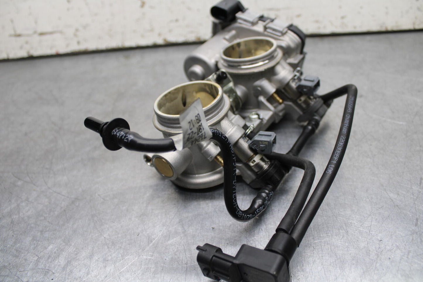 21-24 APRILIA TUONO 660 FACTORY MAIN FUEL INJECTORS / THROTTLE BODIES BB733