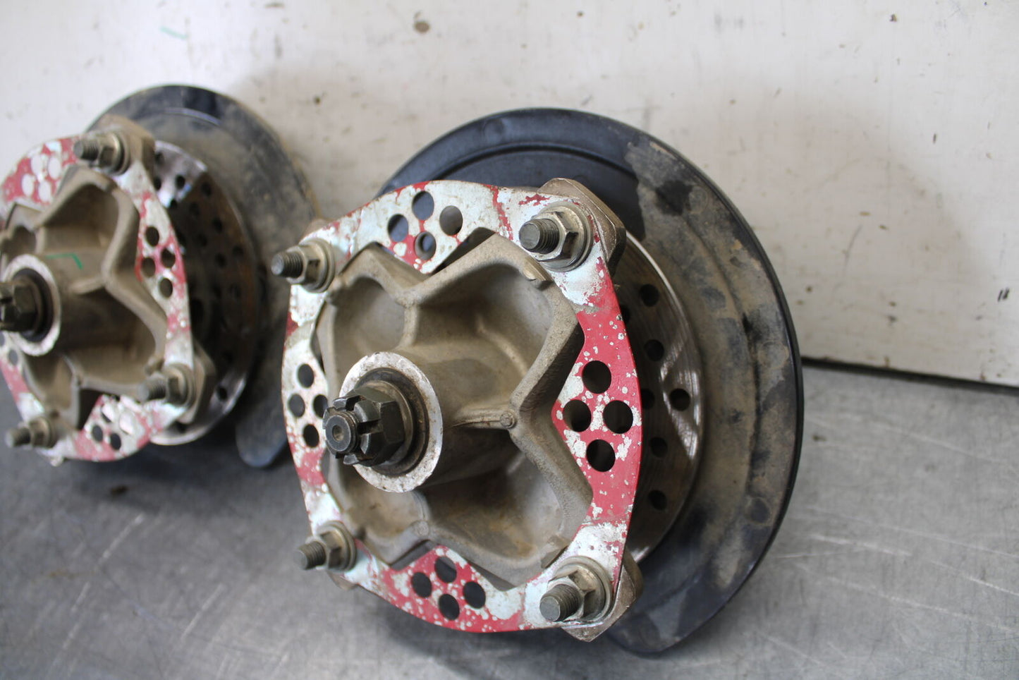 01-05 YAMAHA RAPTOR 660R FRONT WHEEL RIGHT LEFT HUB SET 5LP-25111-20-00 BB695