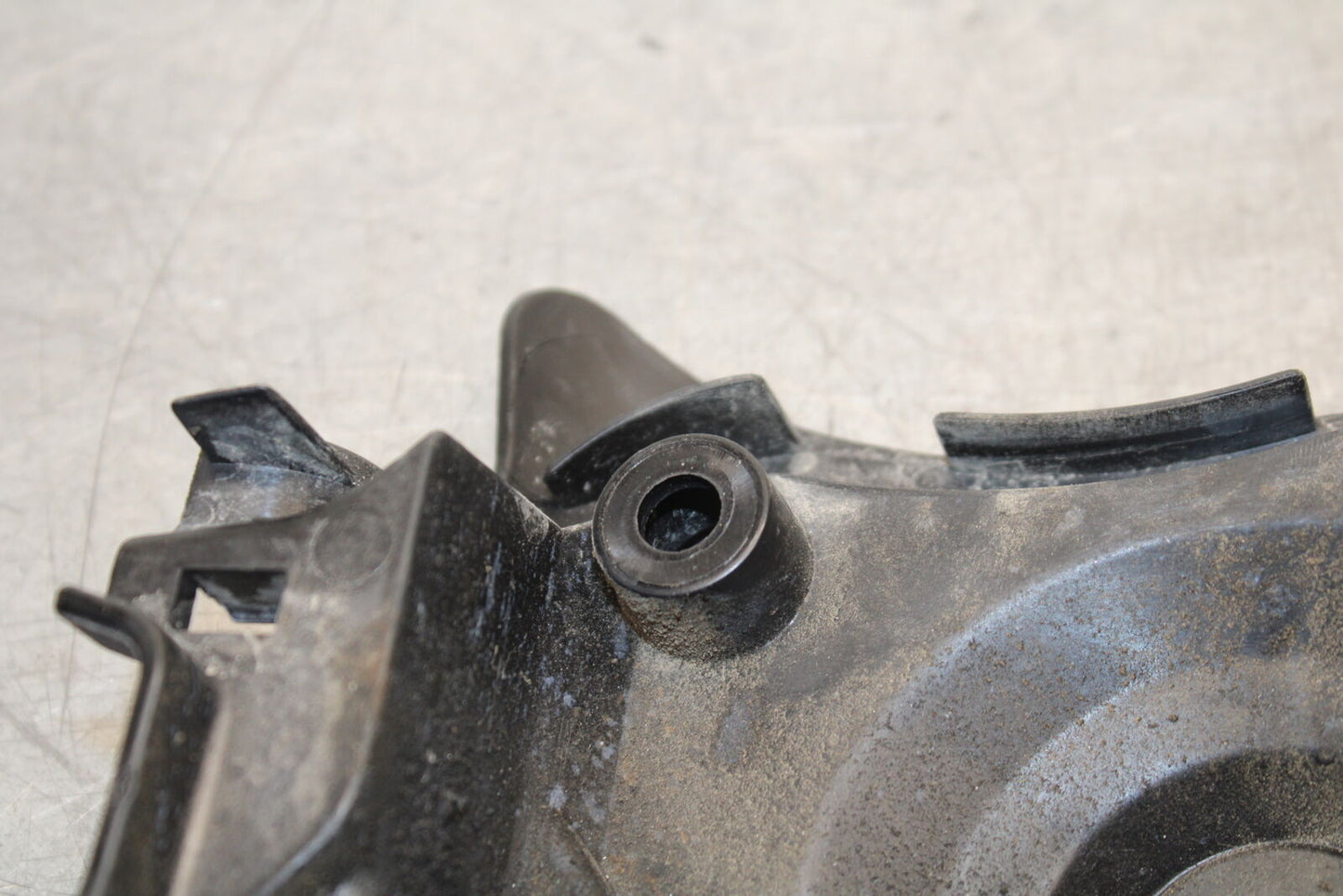 20-23 APRILIA RS660 ENGINE SPROCKET COVER BB643