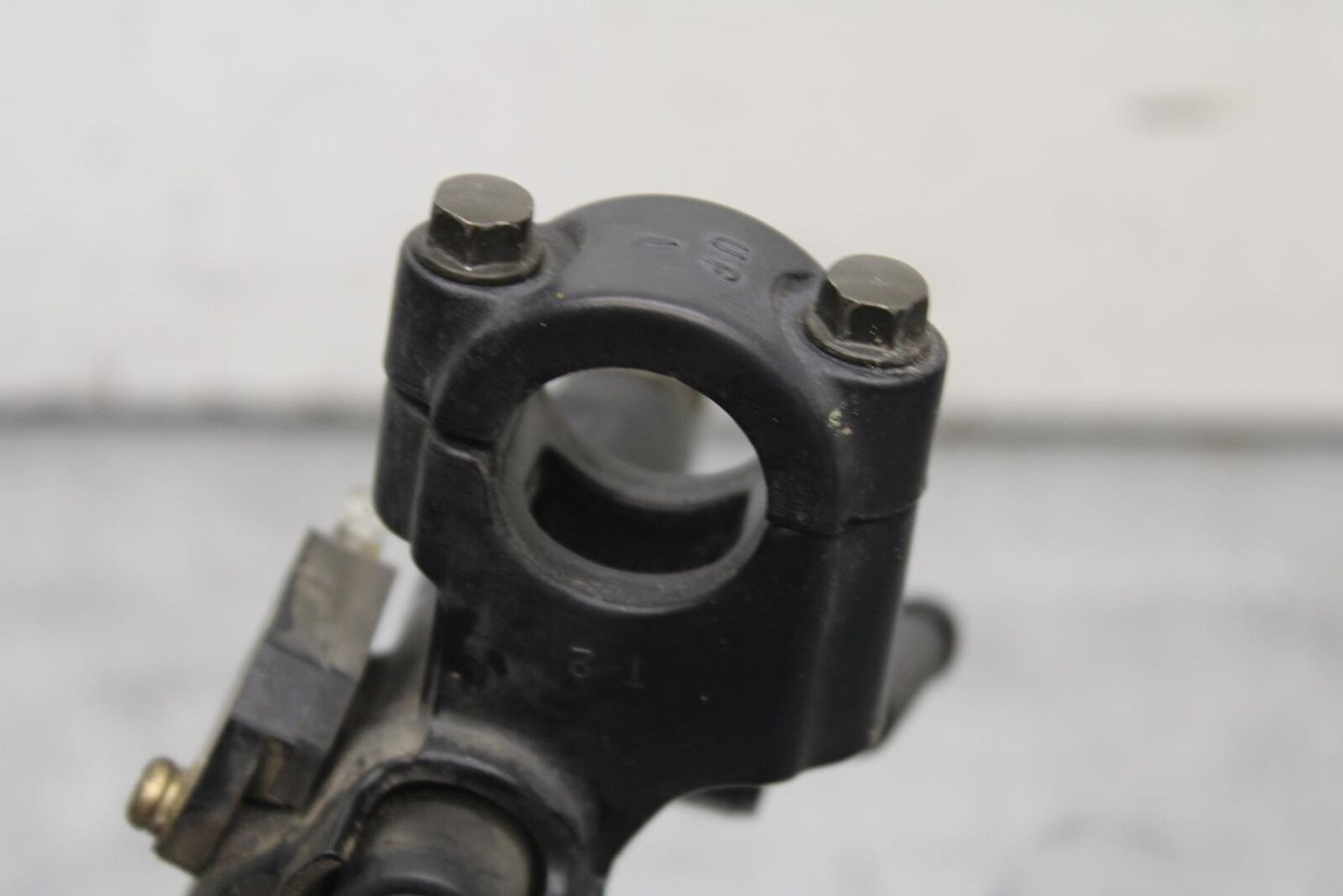 01-03 SUZUKI GSXR600 FRONT BRAKE MASTER CYLINDER w/ LEVER 57300-33E01 BB633